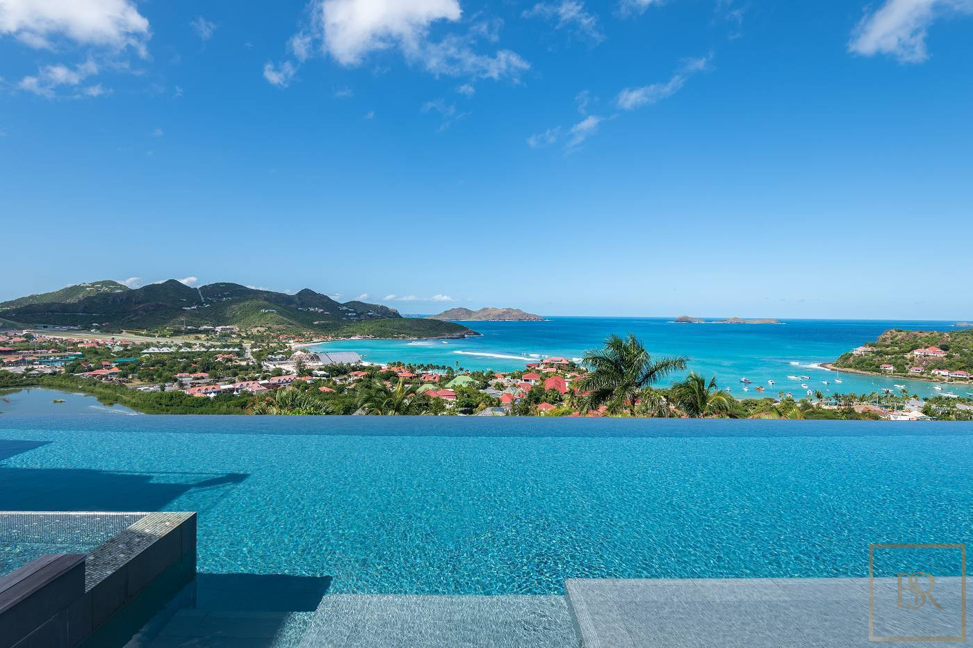 Ultra-Luxury Villa NEO Ultimate Living, Panoramic Sea View, 6 bedrooms in St-Barth