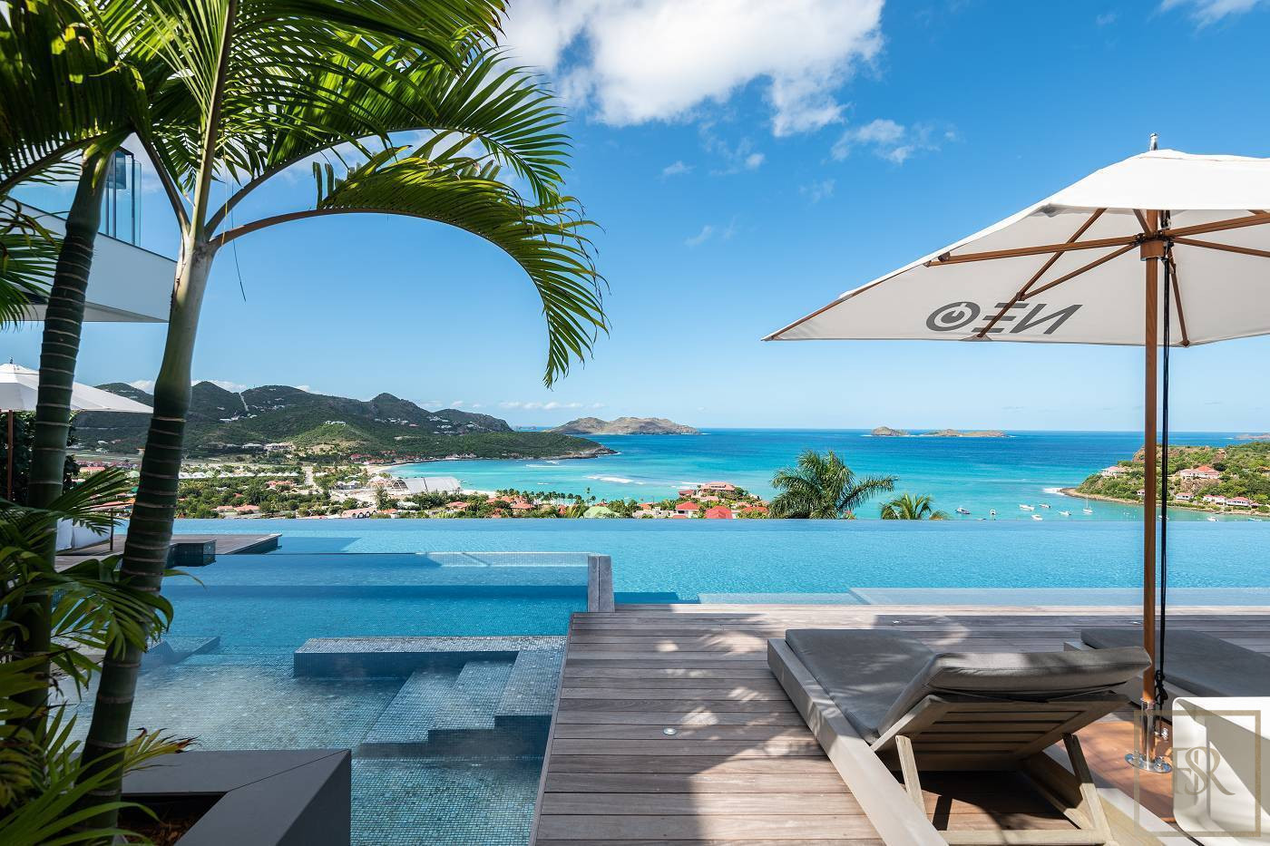 Ultra-Luxury Villa NEO Ultimate Living, Panoramic Sea View, 6 bedrooms in St-Barth