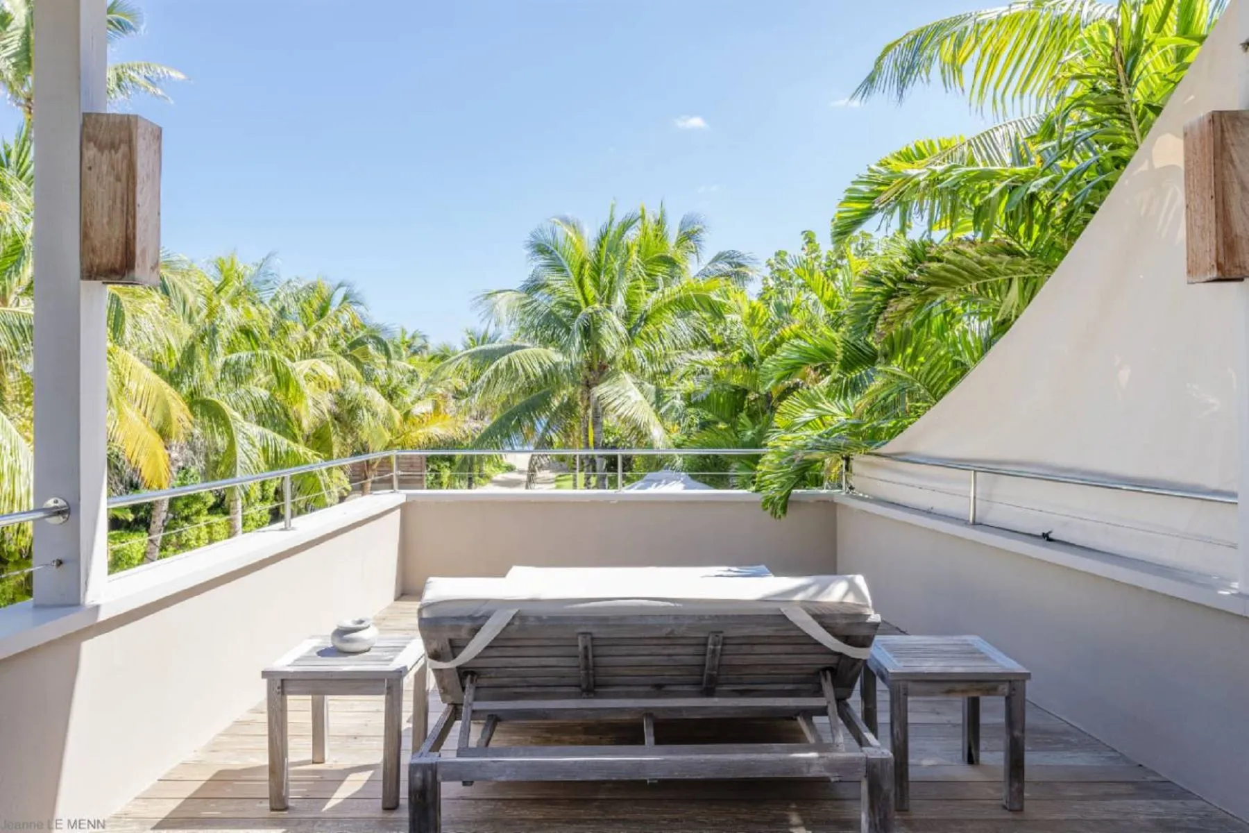 Modern Villa K Beachfront with infinity-zero-edge pool, 4 bedrooms in Anse Des Cayes - St Barth