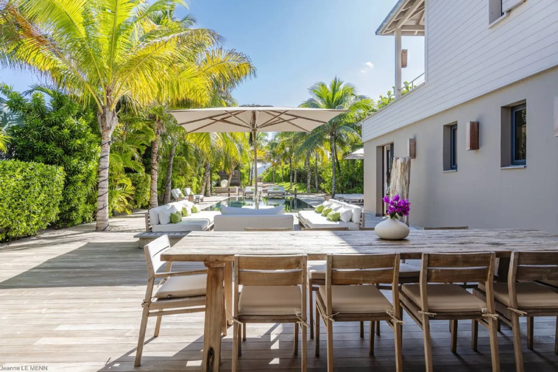 Modern Villa K Beachfront with infinity-zero-edge pool, 4 bedrooms in Anse Des Cayes - St Barth