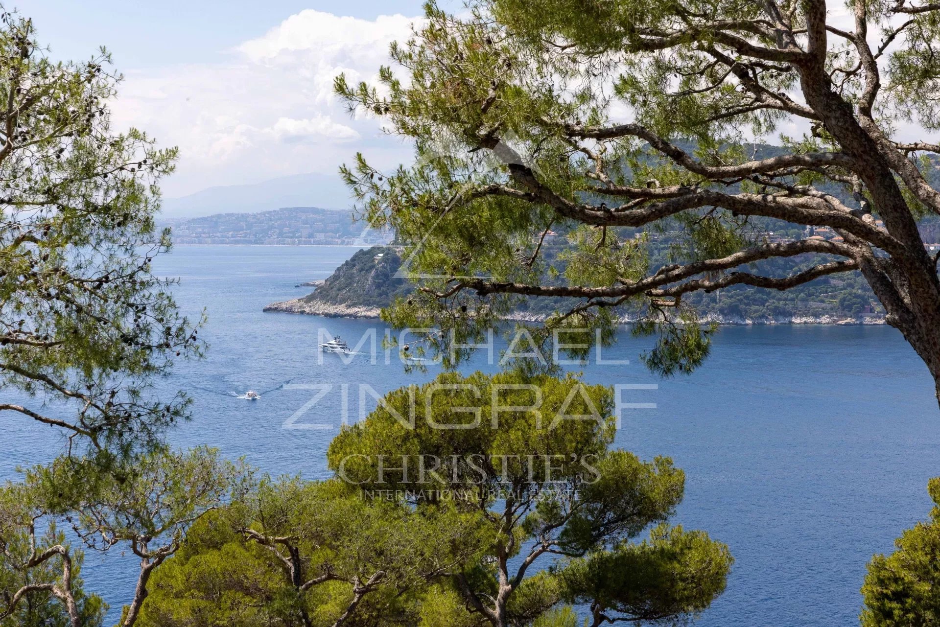 Architectural Villa Breathtaking view of the Bay Villefranche exceptional panorama, 5 bedrooms in Saint Jean Cap Ferrat